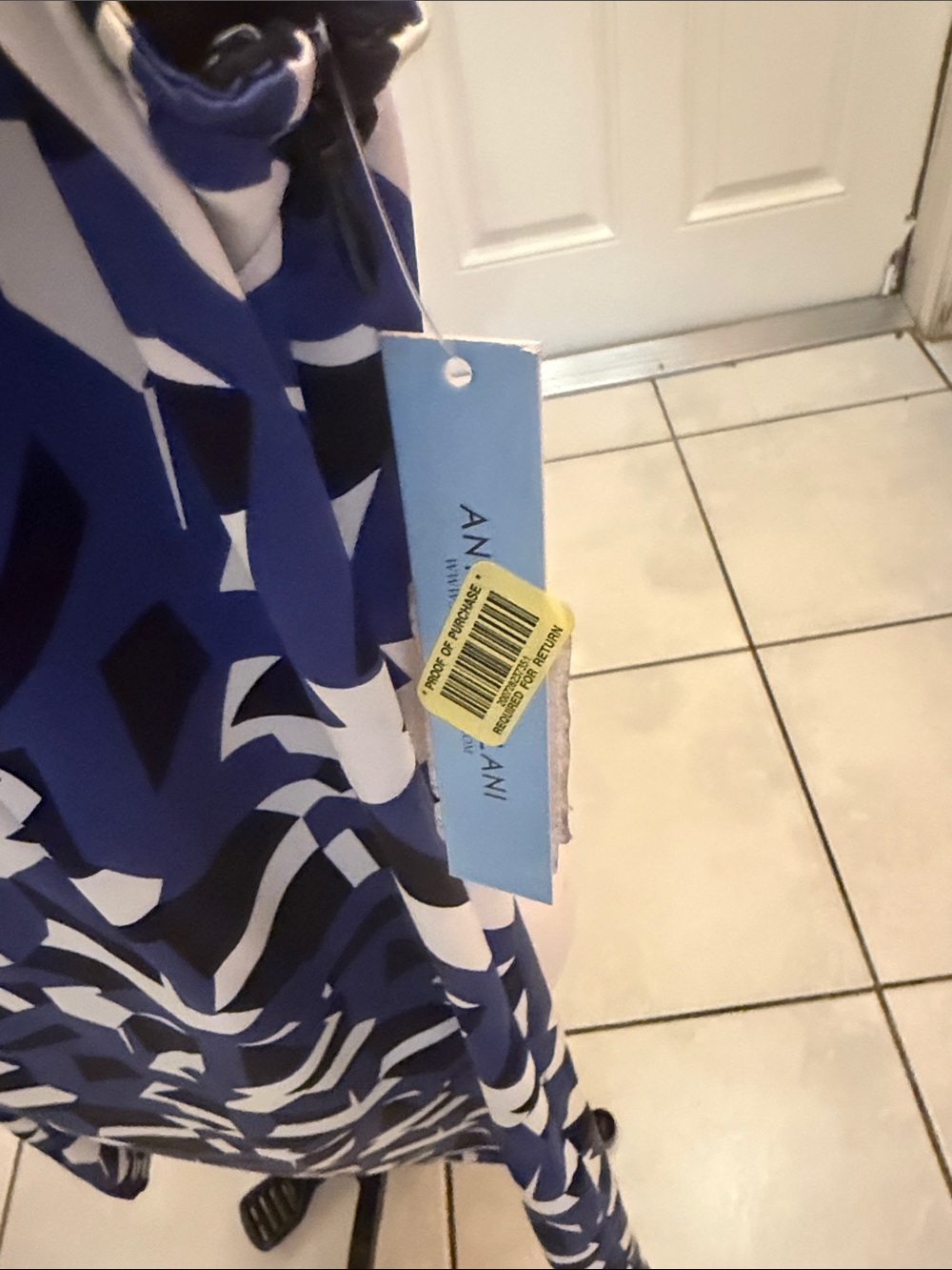 Dress Subcategory Identification - Picture 2 of 5